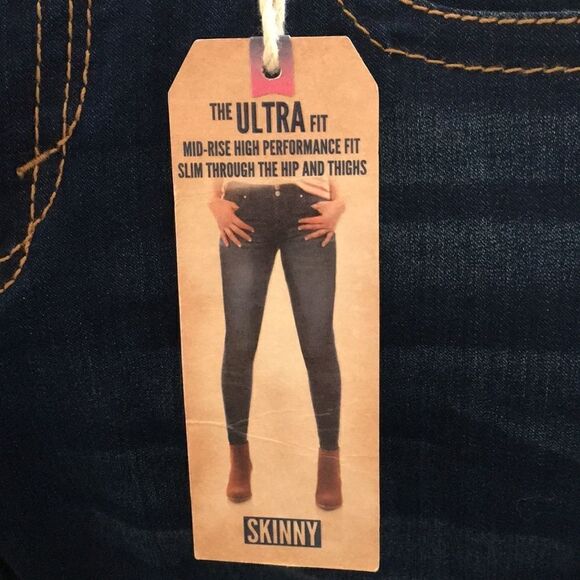 Wallflower Ultra Fit Skinny Authentic Denim - Picture 6 of 8